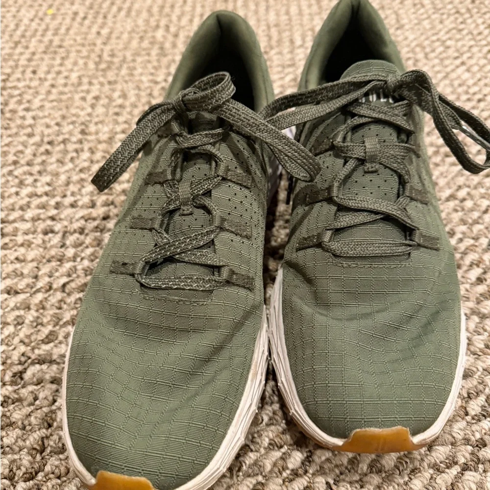 NOBULL Olive Green Sneakers with Textured Sole Women’s Size 8! - Picture 4 of 8